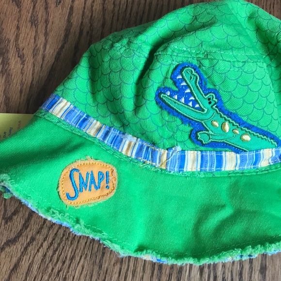 NWT Daddy’s Little Slugger Bodysuit and Hat - Picture 6 of 8